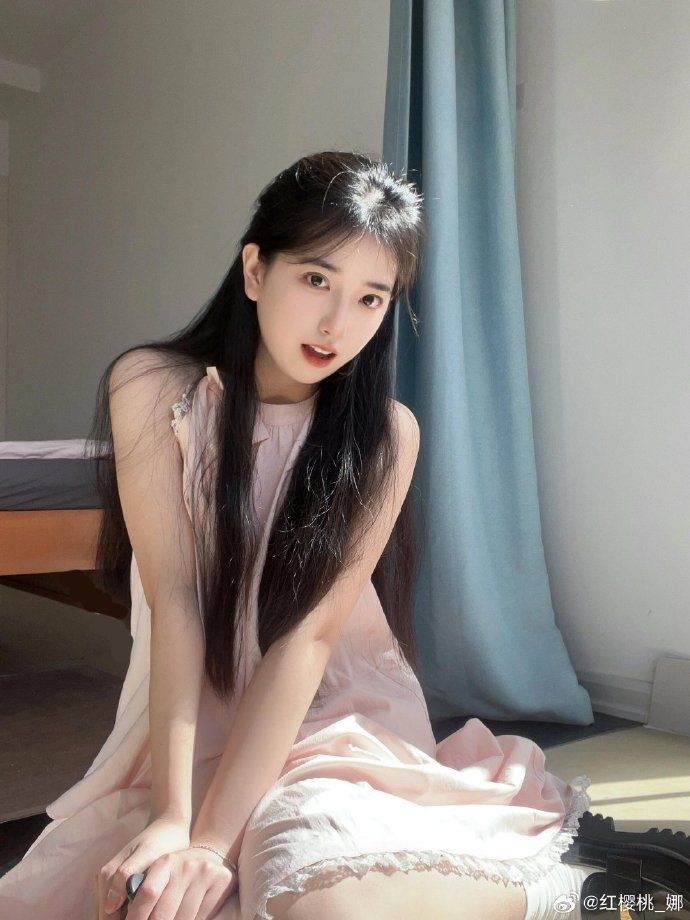 顺滑色调下的悬疑